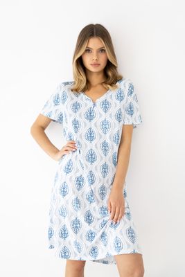 Sensis - Slaapkleed ''Jazmin'' Wit/ Blauwe blaadjes