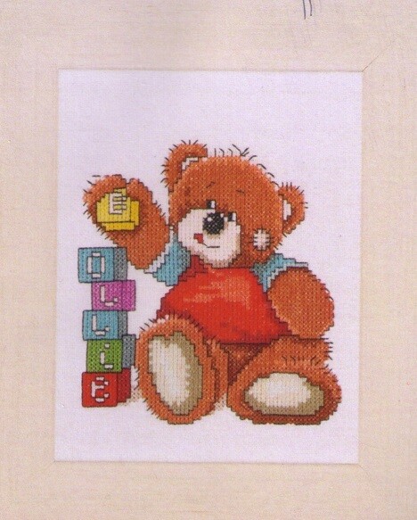 Kruissteek pakket Lanarte &quot;Bolly the Bear Playing&quot;