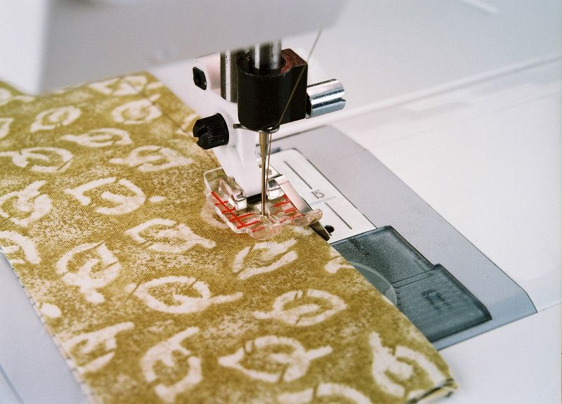 Husqvarna transparante 1/4 inch quiltvoet met geleider