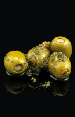 Groene olijven gevuld met knoflook 150g
