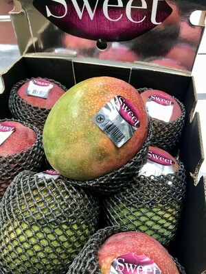 Mango gevlogen
