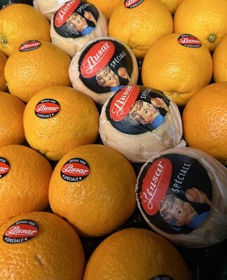 Sinaasappels &quot;berg&quot; per 4 stuks Spanje Llusar