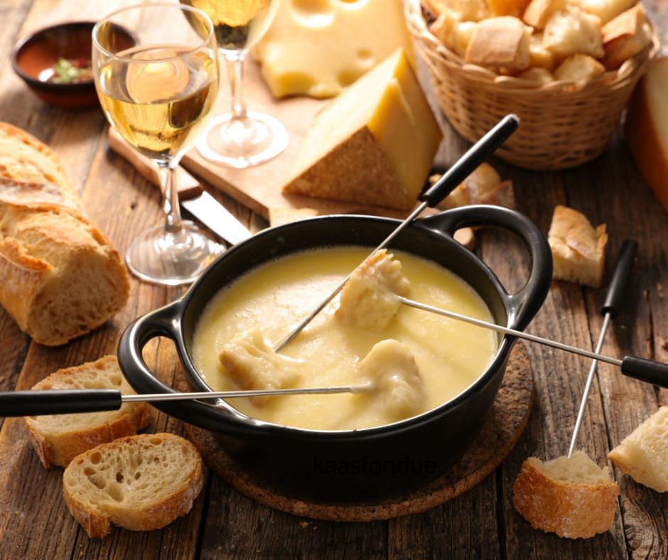 Kaasfondue (Vanaf 2 personen, prijs per persoon)