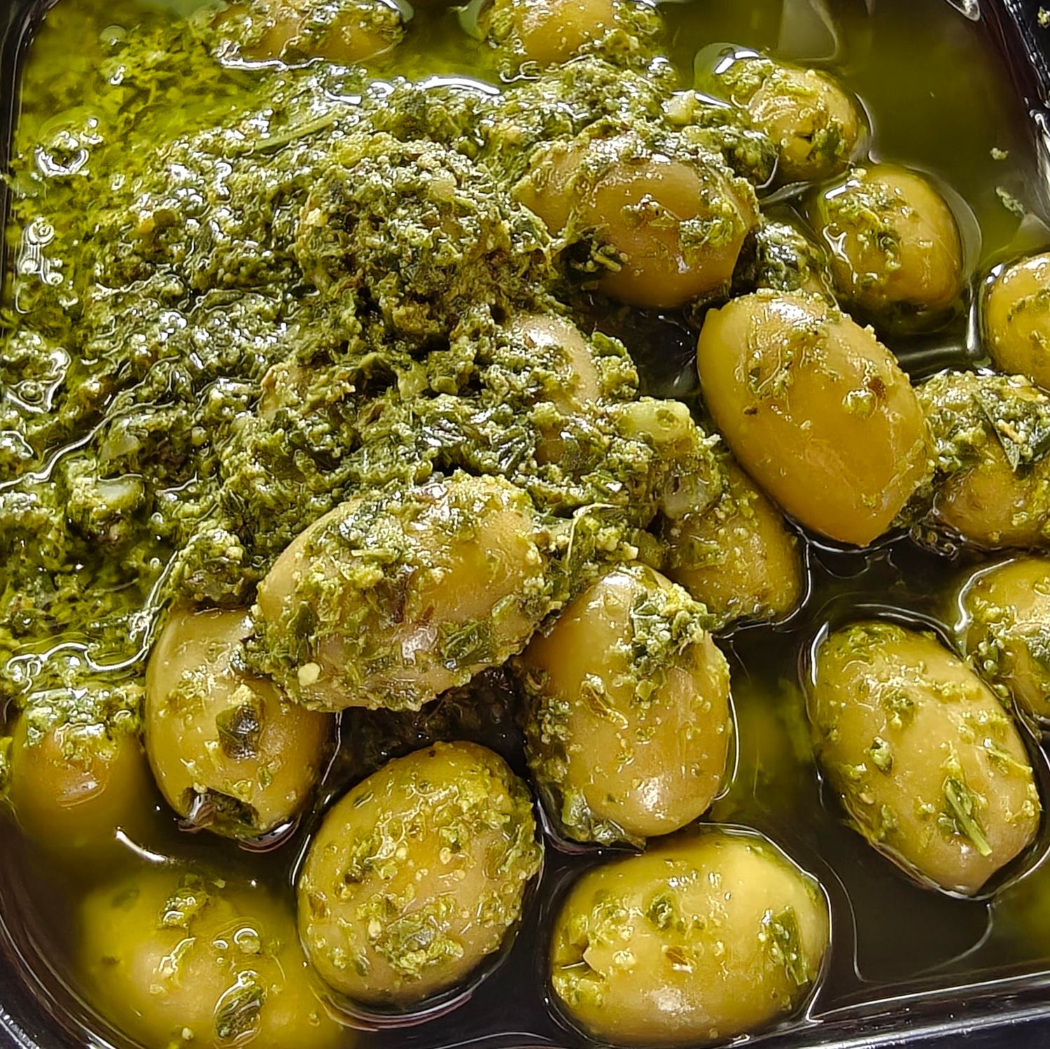 Groene Olijven met Verse Pesto 150g