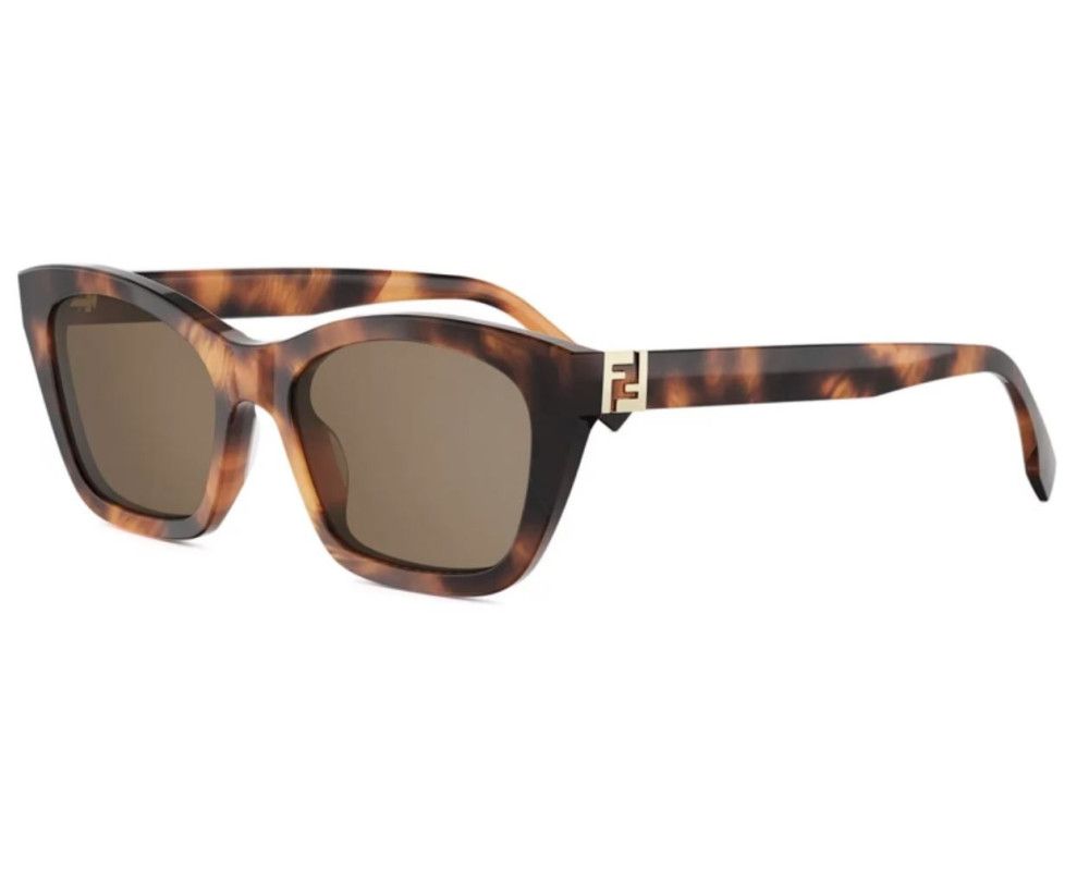 Fendi FE40205i