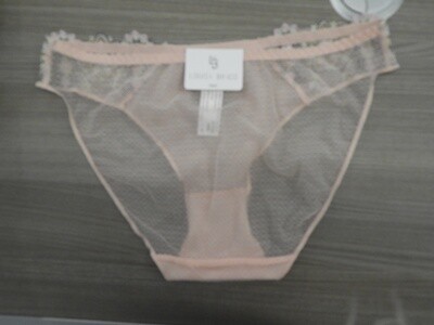 Louisa Bracq Matyo Peche: Lage slip