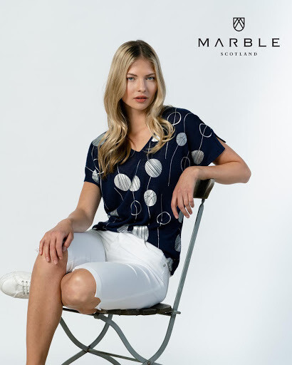 Marble T-shirt: fijn gebreid ( Blauw )