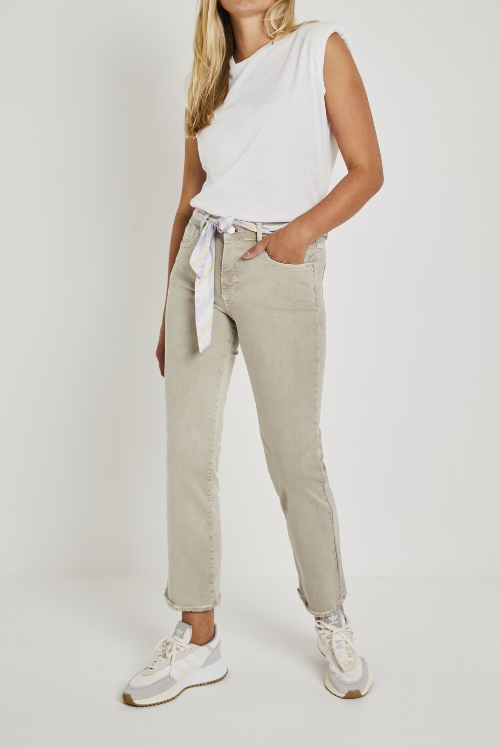 Para mi Broek: Kim, L29, Desert Sage