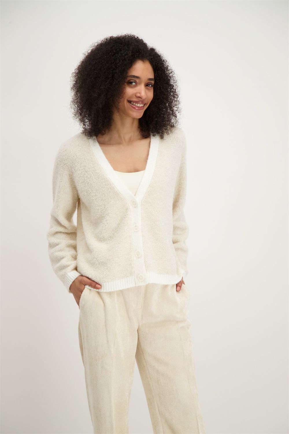 Signe Nature Cardigan met knopen: Ecru, dubbelbrei