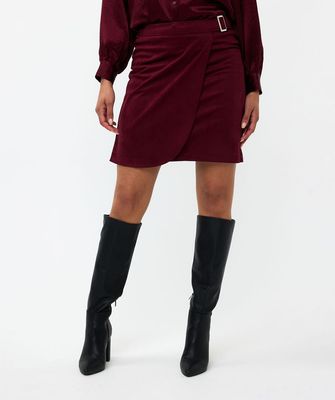 Esqualo rok: Suede, Overlap