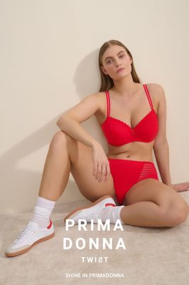 Prima Donna Twist Hotpants slip: East End, True Red, Shorty model