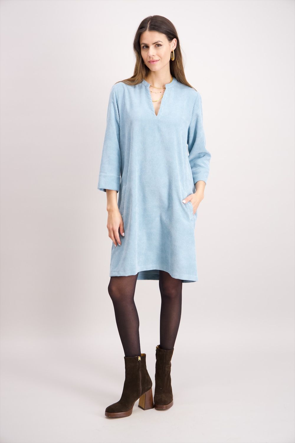 Signe Nature Kleed: Licht blauw, Ribfluweel