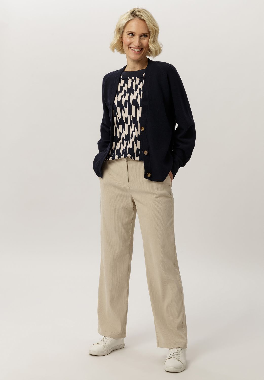 Frank Walder broek: Beige, ribfluweel, Anna