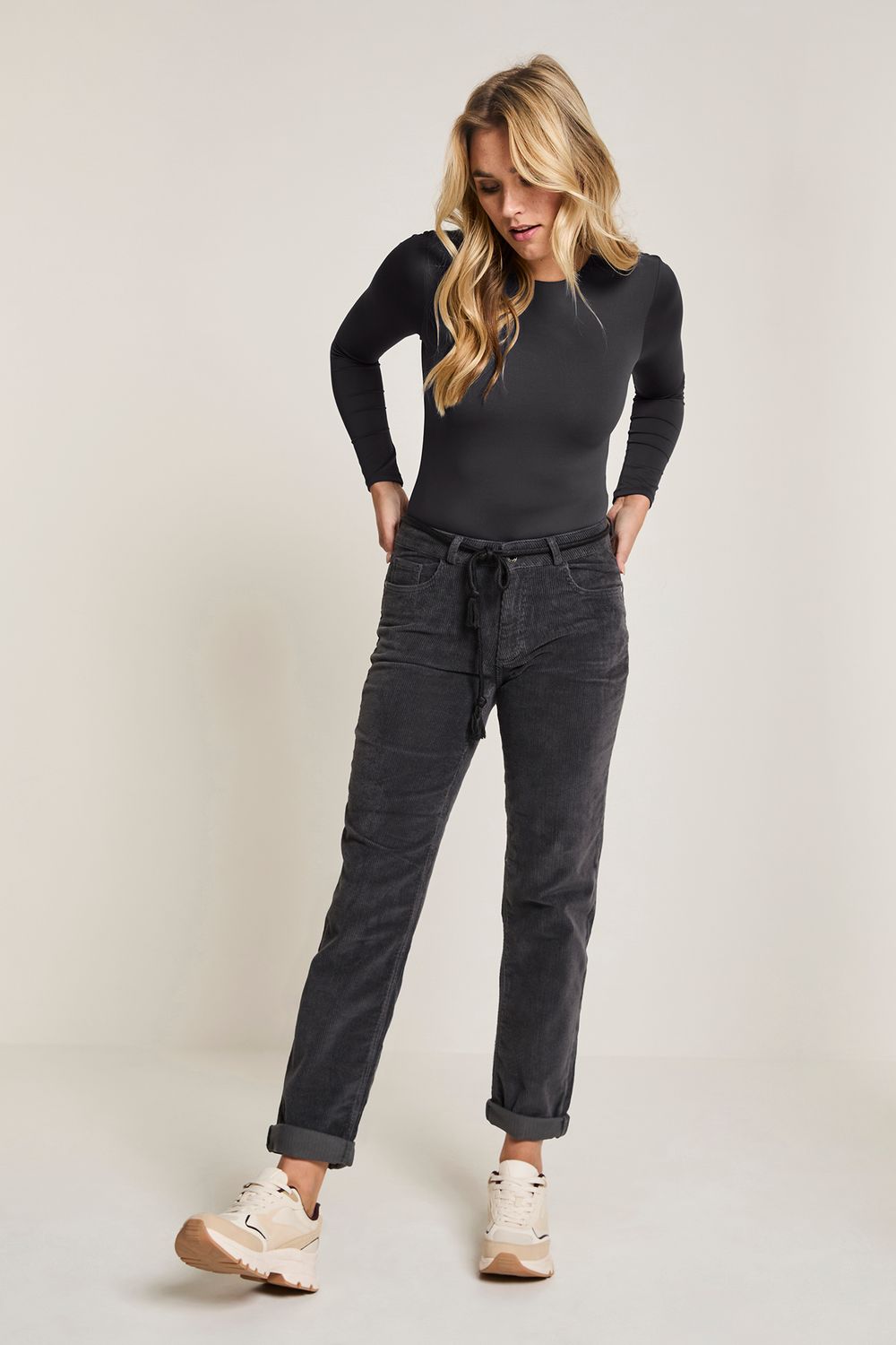 Para Mi Dames Broek: Bobby, Vintage corduroy, Deep Antra
