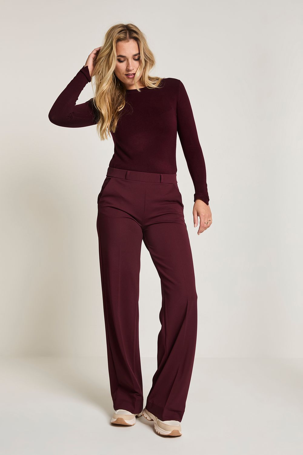 Para Mi Broek: Mira Elastic, Twill Jersey, Burgundy Red L32