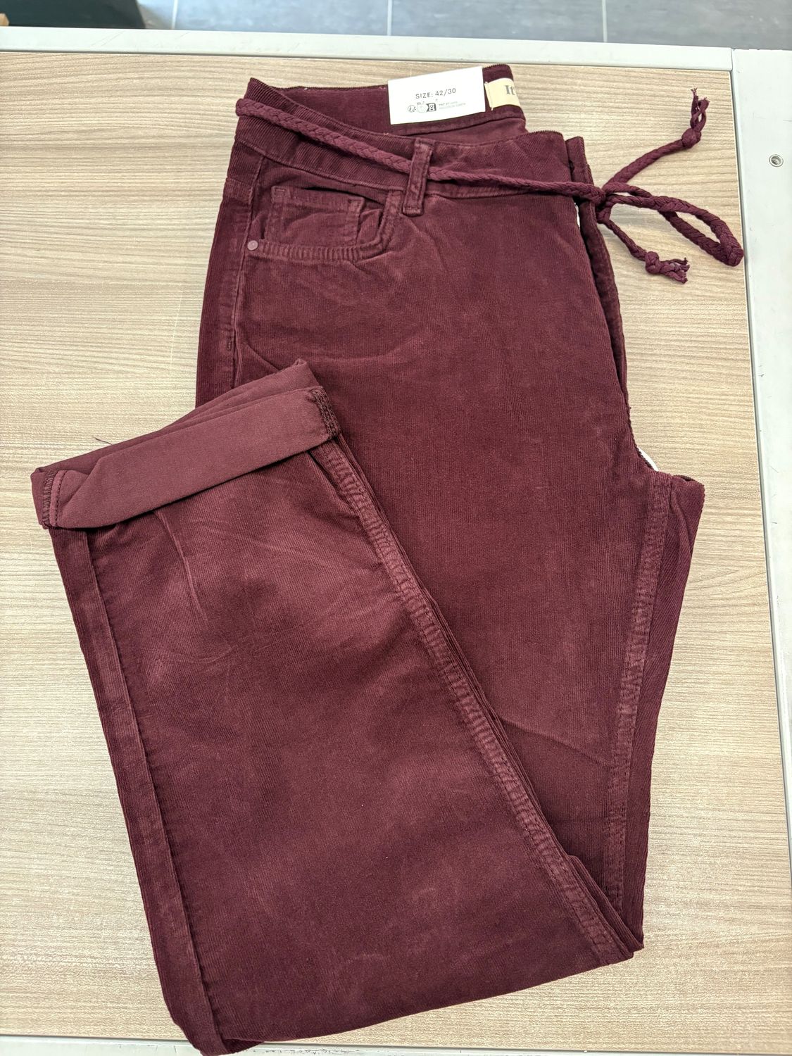 Para Mi broek: Bobby, ribcord, Burgundy Red, L30