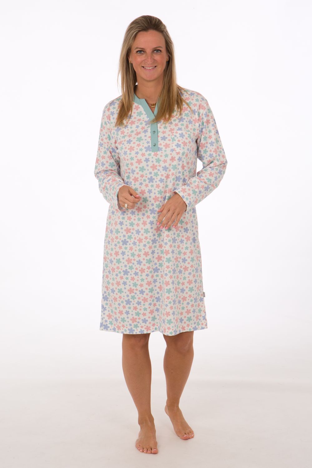 Perlina nachthemd: Jolien C, Gemoltoneerd, Ecru tot 6XL, lengte 110cm