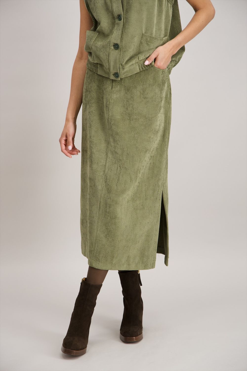 Signe Nature Rok: Kaki, Ribfluweel