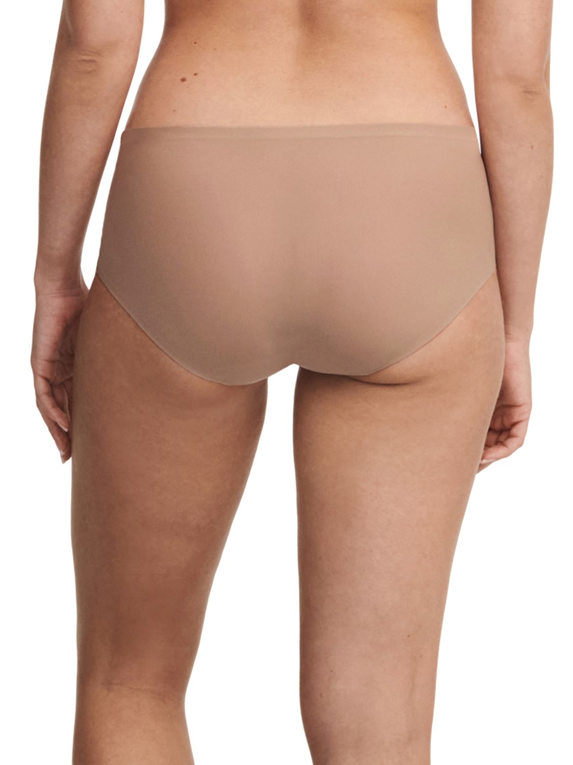 Chantelle softstretch Hipster: Coffee Latte, Shorty model, naadloos ( TU: XS/XL )