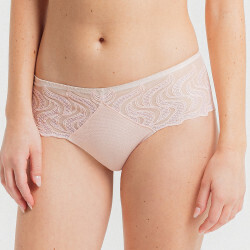 Louisa Bracq Shorty: Moonlight, Nude Rose,