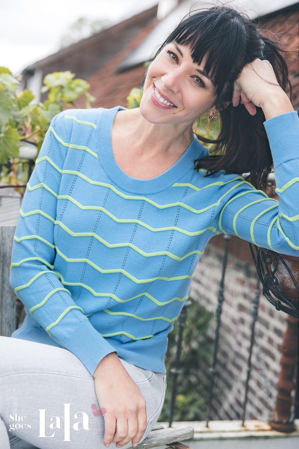 She Goes LaLa Pull: Licht blauw, gestreept met lime