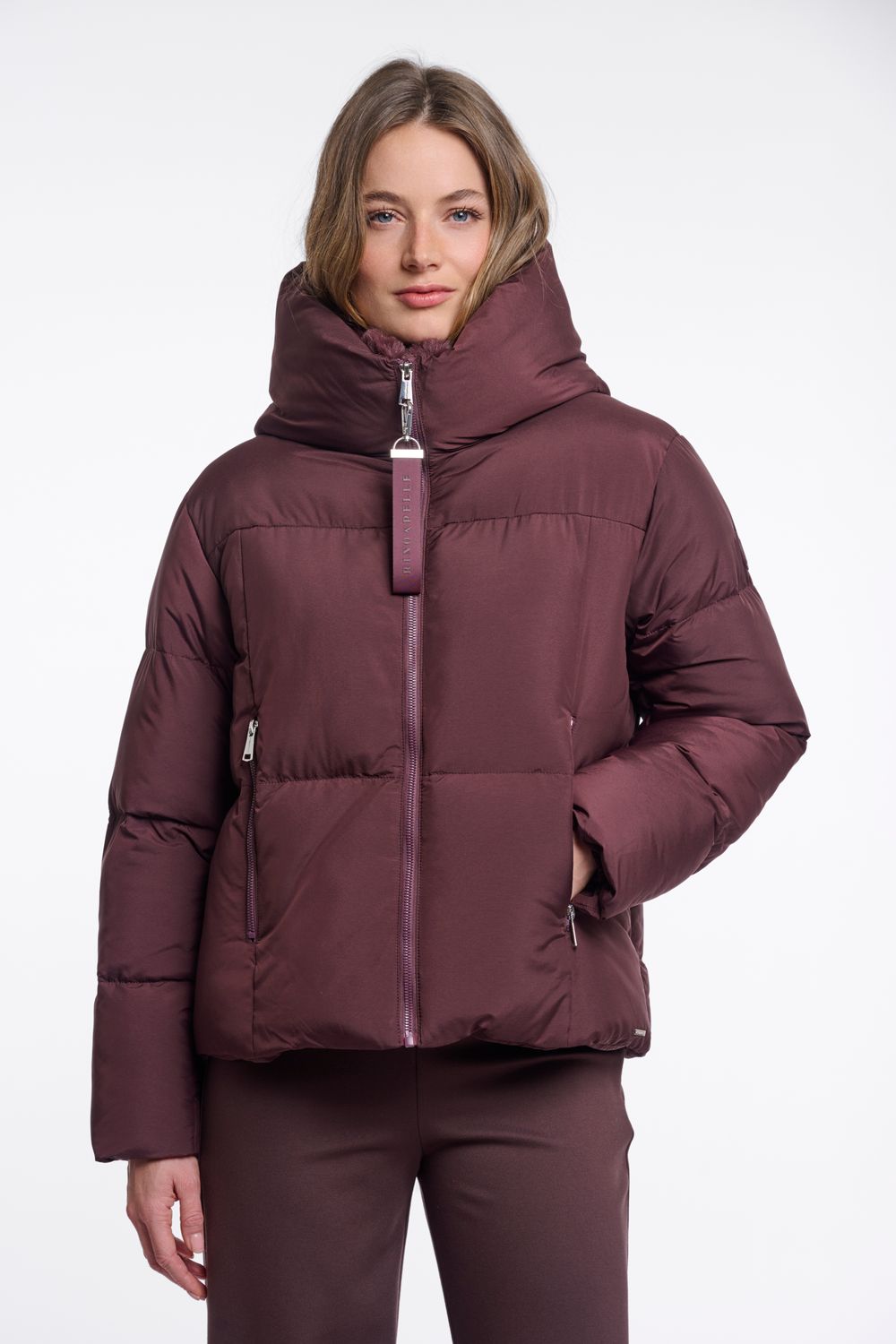 Rino &amp; Pelle Vest: Joni, Fudge Cloak ( Bordeau kleur )