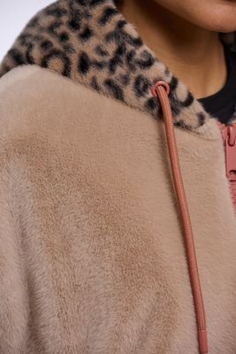 Rino &amp; Pelle Vest: Ori, Aot kleur ( Camel ) zacht bonten jas