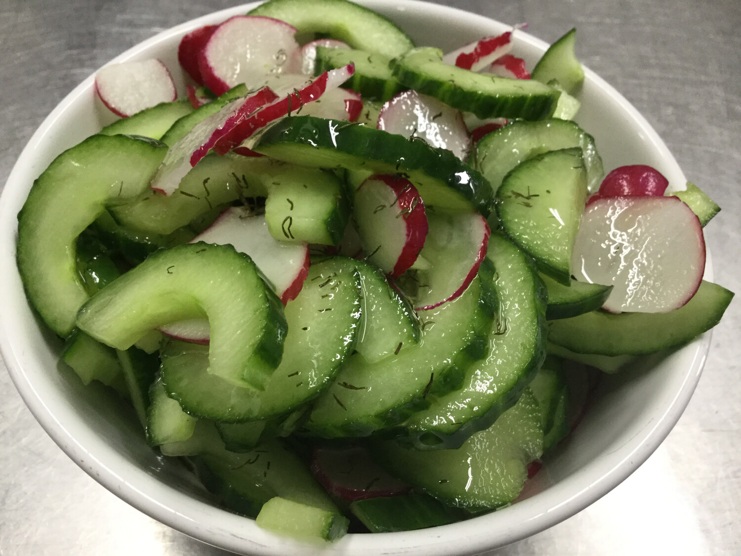 komkommer-radijs salade
