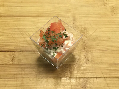 aperitiefglaasje met zalm
