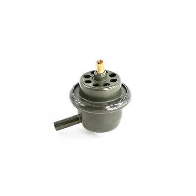 DEATSCHWERKS - Direct-Replacement Performance Regulator High Flow (Silverado 99-01)