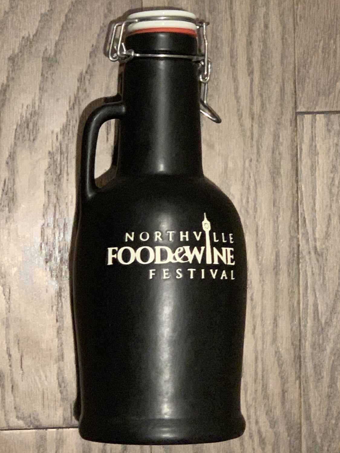 64 oz. Black Growler with flip-top lid