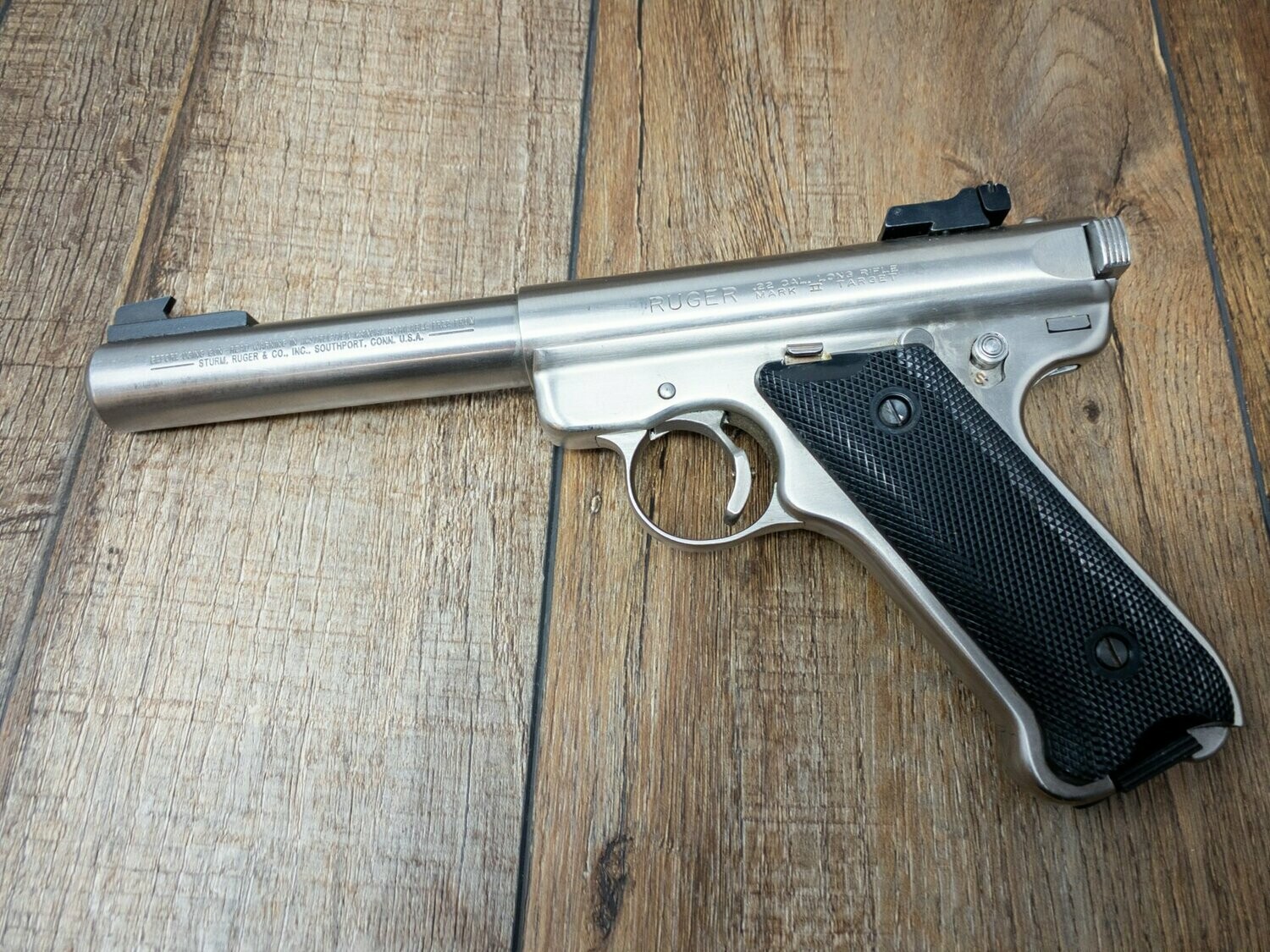 ruger-mark-ii-target-22lr-stainless