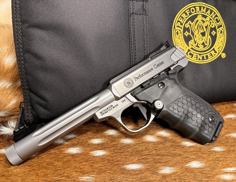 Smith & Wesson Performance Center SW22 Victory Target 22LR
