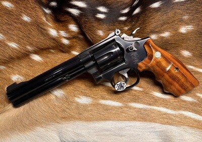Rare Pre-Lock Smith & Wesson Model 16-4 .32 Magnum Revolver