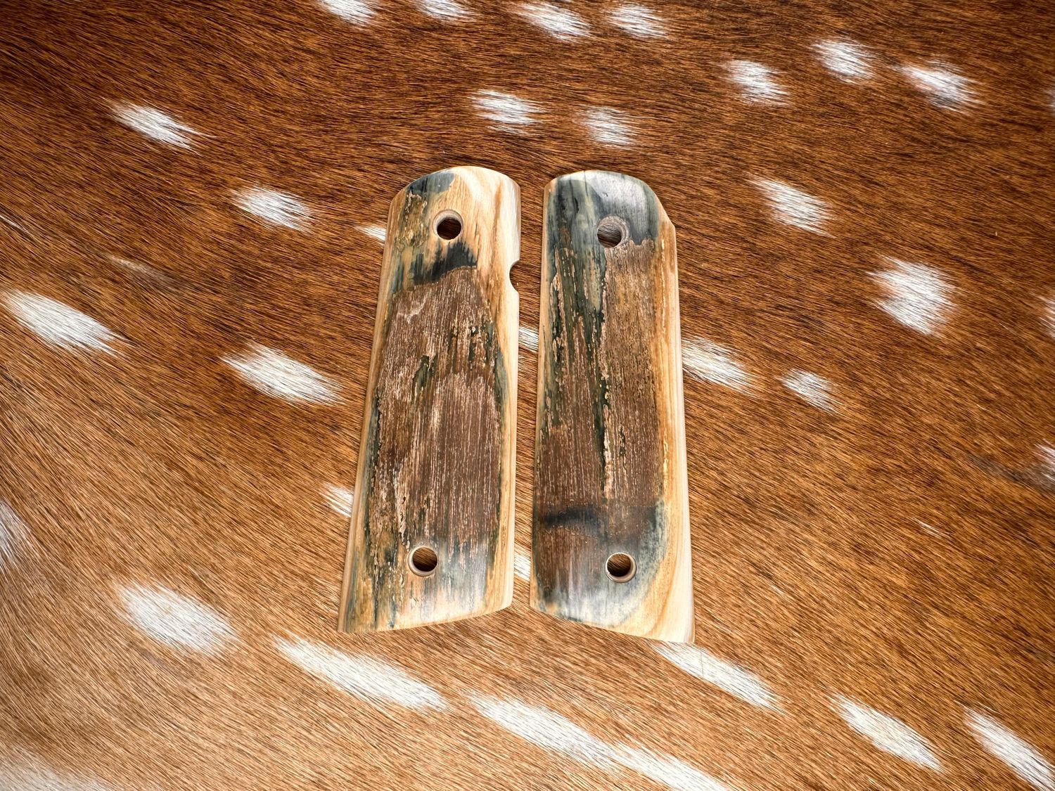 Magwell Mammoth Ivory Grips for 1911