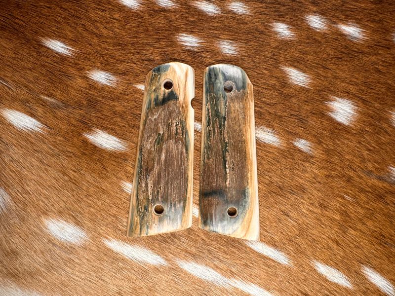 Magwell Mammoth Ivory Grips for 1911