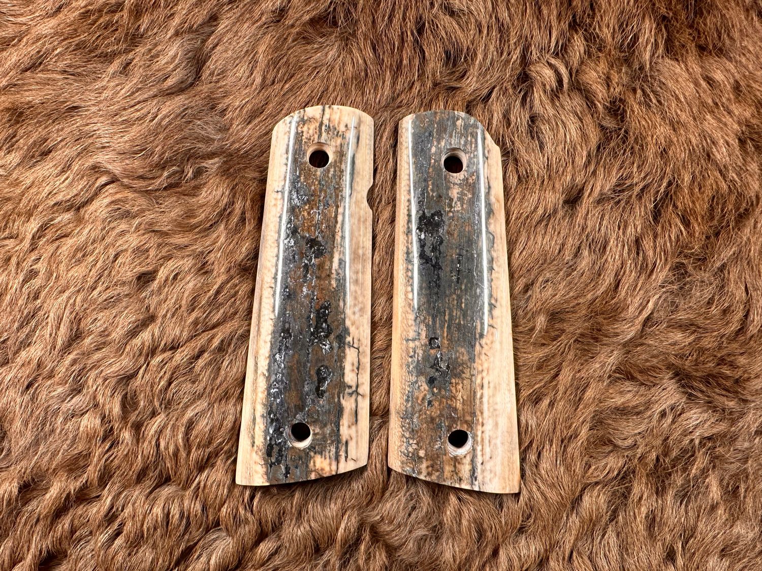 Magwell Mammoth Ivory Grips for 1911