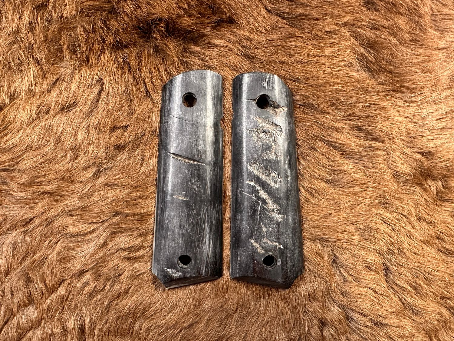 Traditional 1911 Ram's Horn Grips