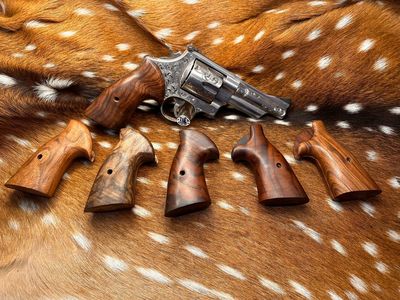 SMITH & WESSON GRIPS