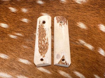 Traditional 1911 Stag Grips