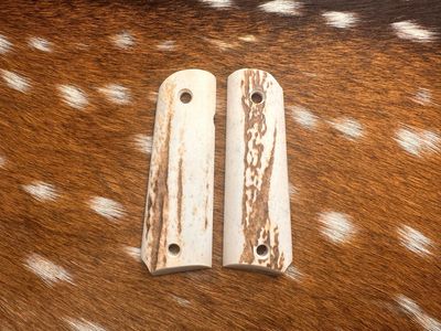 Traditional 1911 Stag Grips