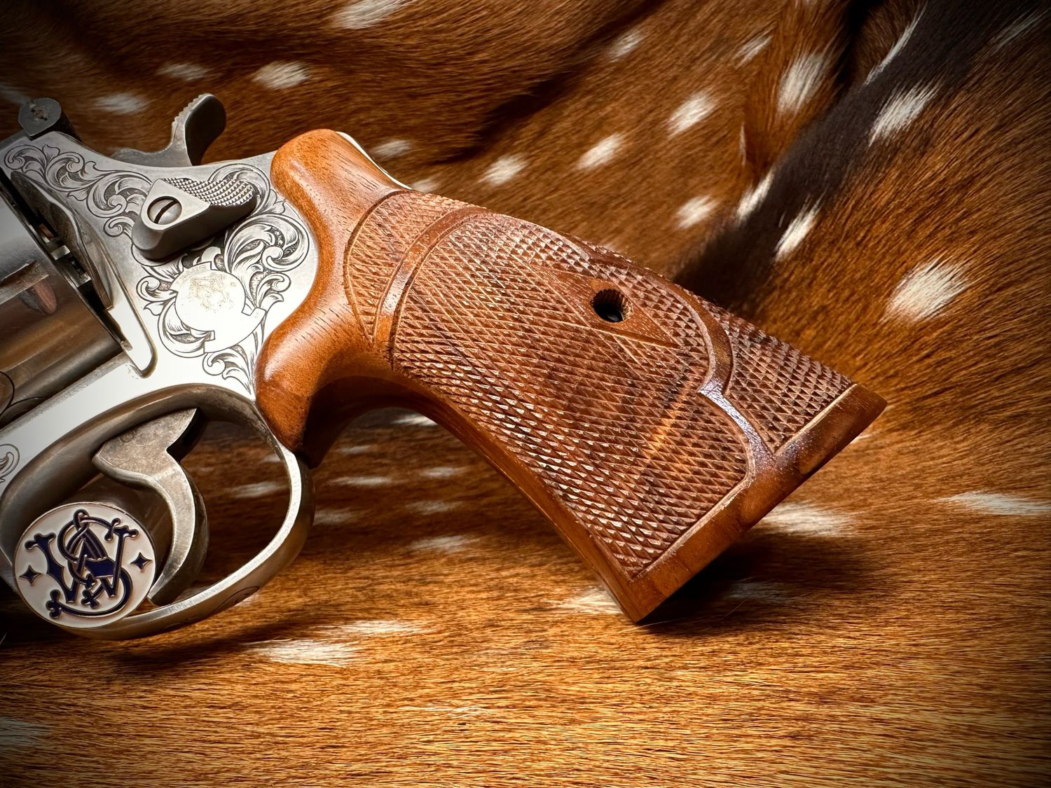 TGW Bear Hug Ropers (N Frame - Round Butt)