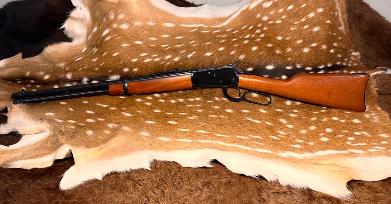 Rossi Model R92 Lever Action Rifle – .44 Magnum – 20″ Barrel – Blue Finish