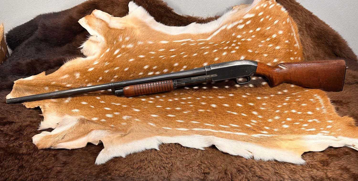 Winchester Model 25 Pump Shotgun – 12 Gauge