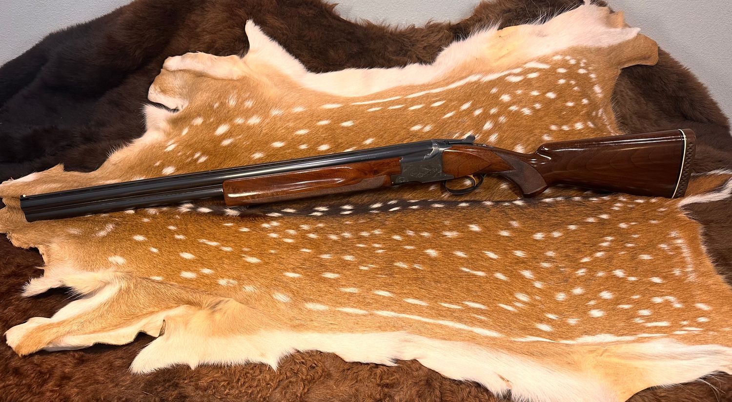 Browning Superposed Lighting 12 Gauge Over & Under Shotgun