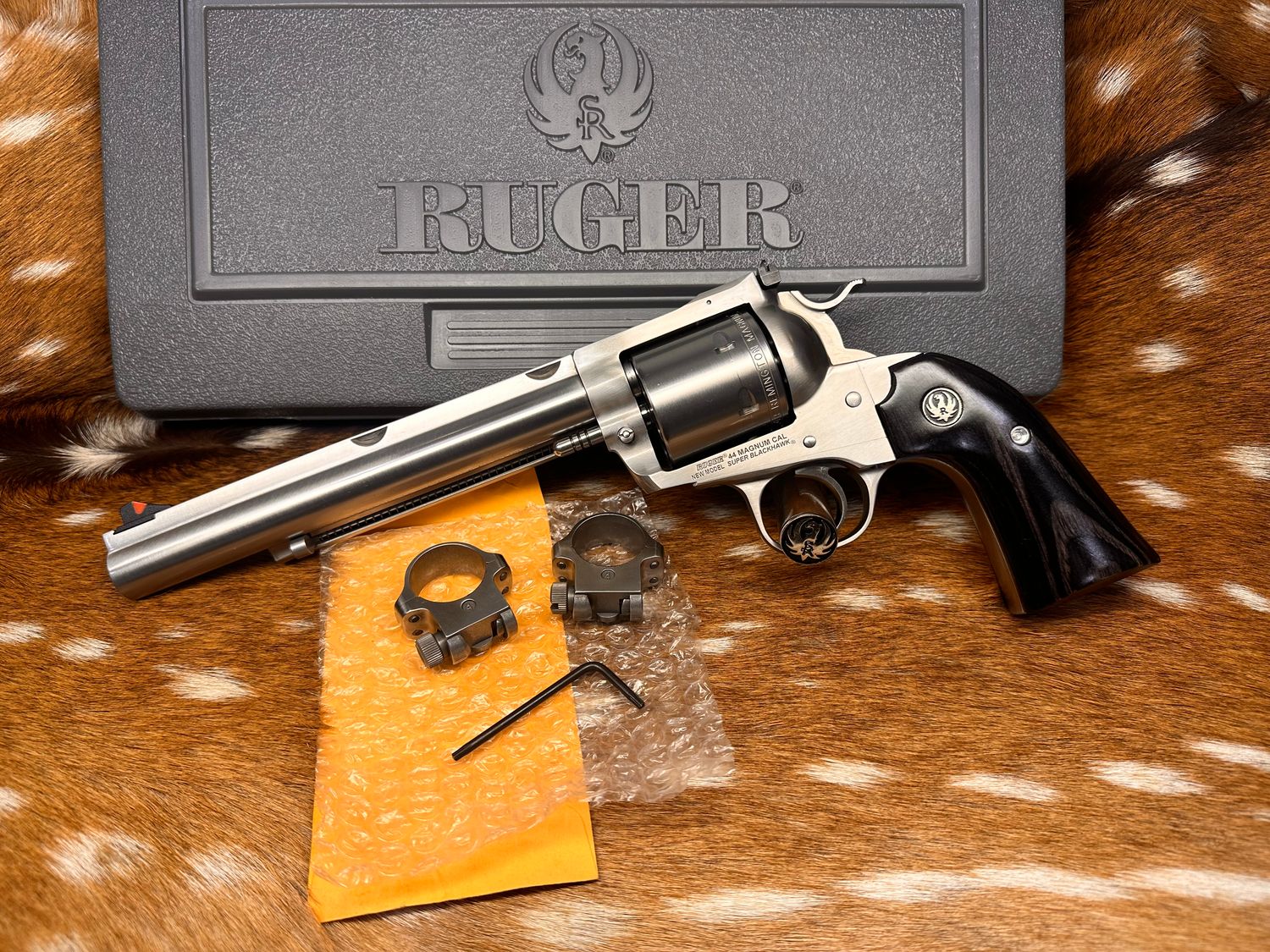 Ruger New Model Super Blackhawk Bisley Hunter – .44 Rem Mag
