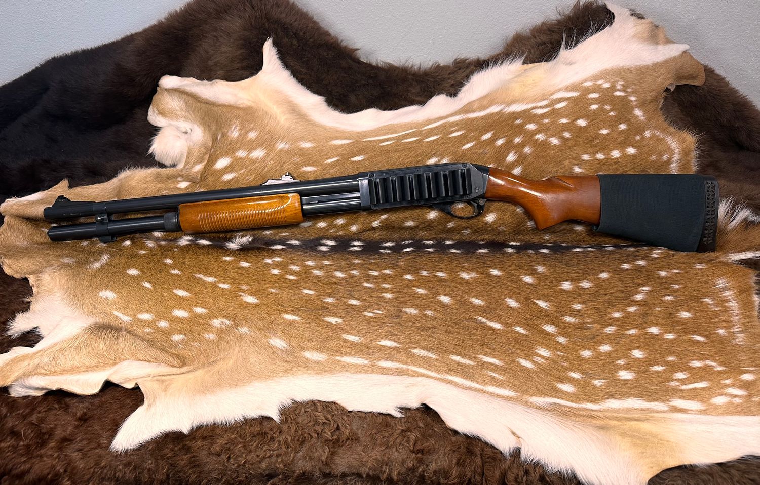 Remington 870 Wingmaster 12 Gauge Pump-Action Shotgun