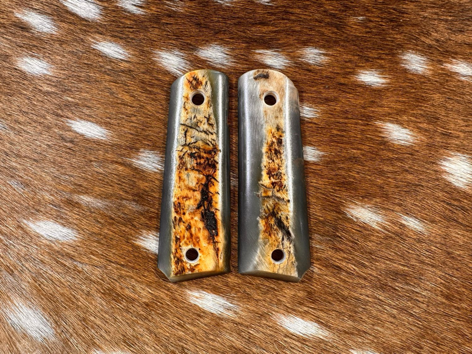 Traditional 1911 Ram's Horn Grips