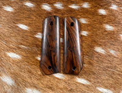 Full Size 1911 Walnut Grips for Bobtail Models