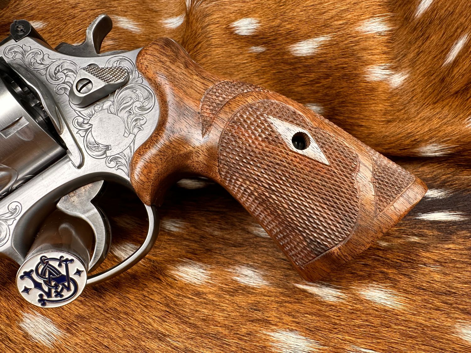 TGW Bear Hug Ropers (N Frame - Round Butt)